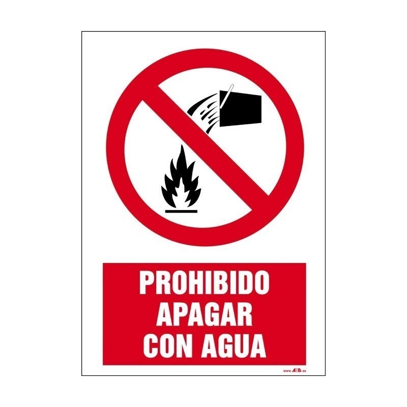 Prohibido apagar con agua