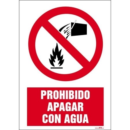 Prohibido apagar con agua