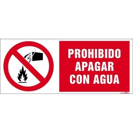 Prohibido apagar con agua