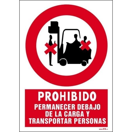 Prohibido permanecer debajo de la carga
