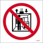 Prohibido a personas
