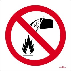 Prohibido apagar con agua