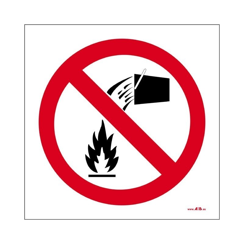 Prohibido apagar con agua