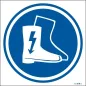 Uso obligatorio de botas dieléctricas