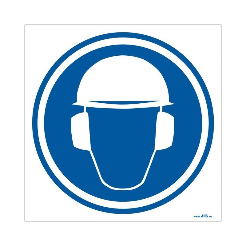 Uso obligatorio de casco y protectores auditívos